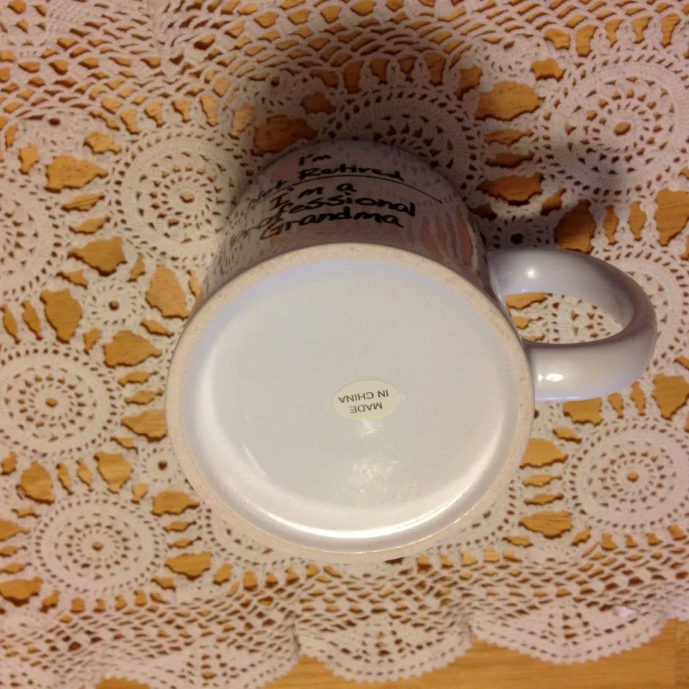 Gift Idea, I'm not retired: I'm a professional Grandma cup
